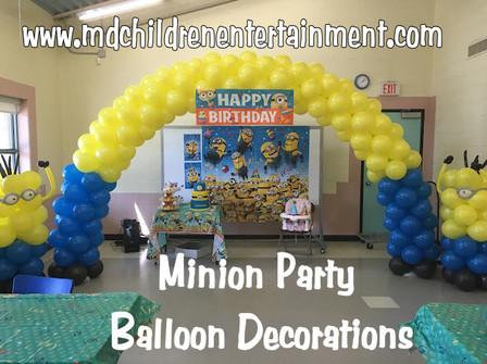 Balloon decorations for Minion themed parties. Balloon arch with columns. We provide balloon decorations in Toronto, Markham, Richmond Hill, Newmarket and more gta areas.