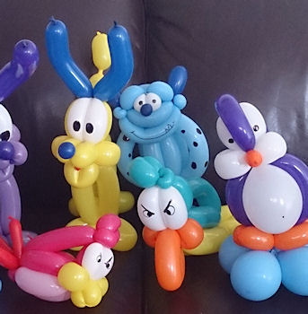 Balloon twisters that create balloon animals and other fun figures! Toronto, Newmarket and gta.