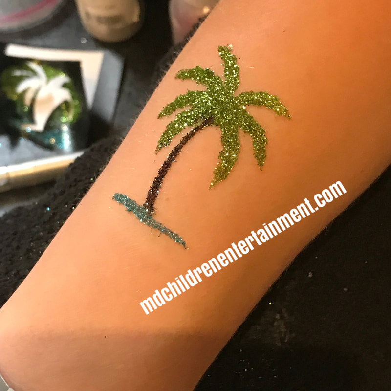 Palm tree glitter tattoo!